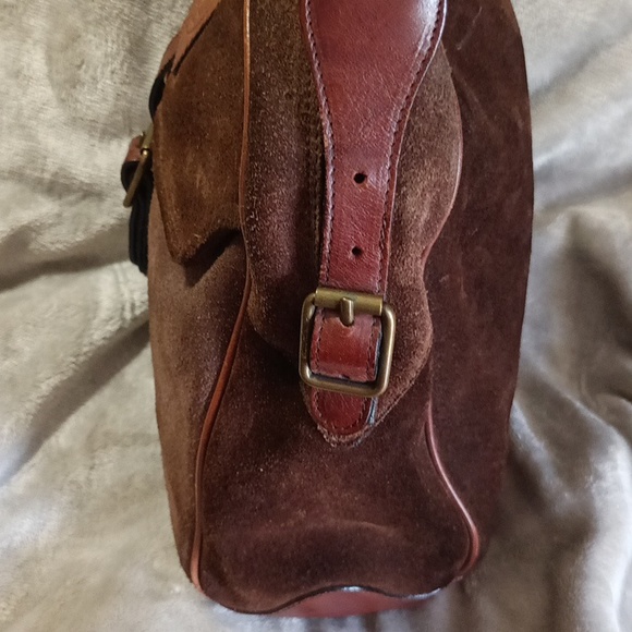 VGT Thomas Burberry Suede shoulder handbag - Picture 5 of 15